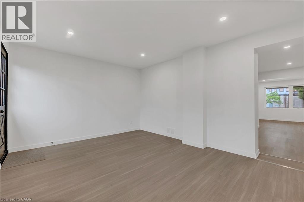 20 Crosthwaite Avenue N, Hamilton, Ontario  L8H 4T9 - Photo 24 - 40786099