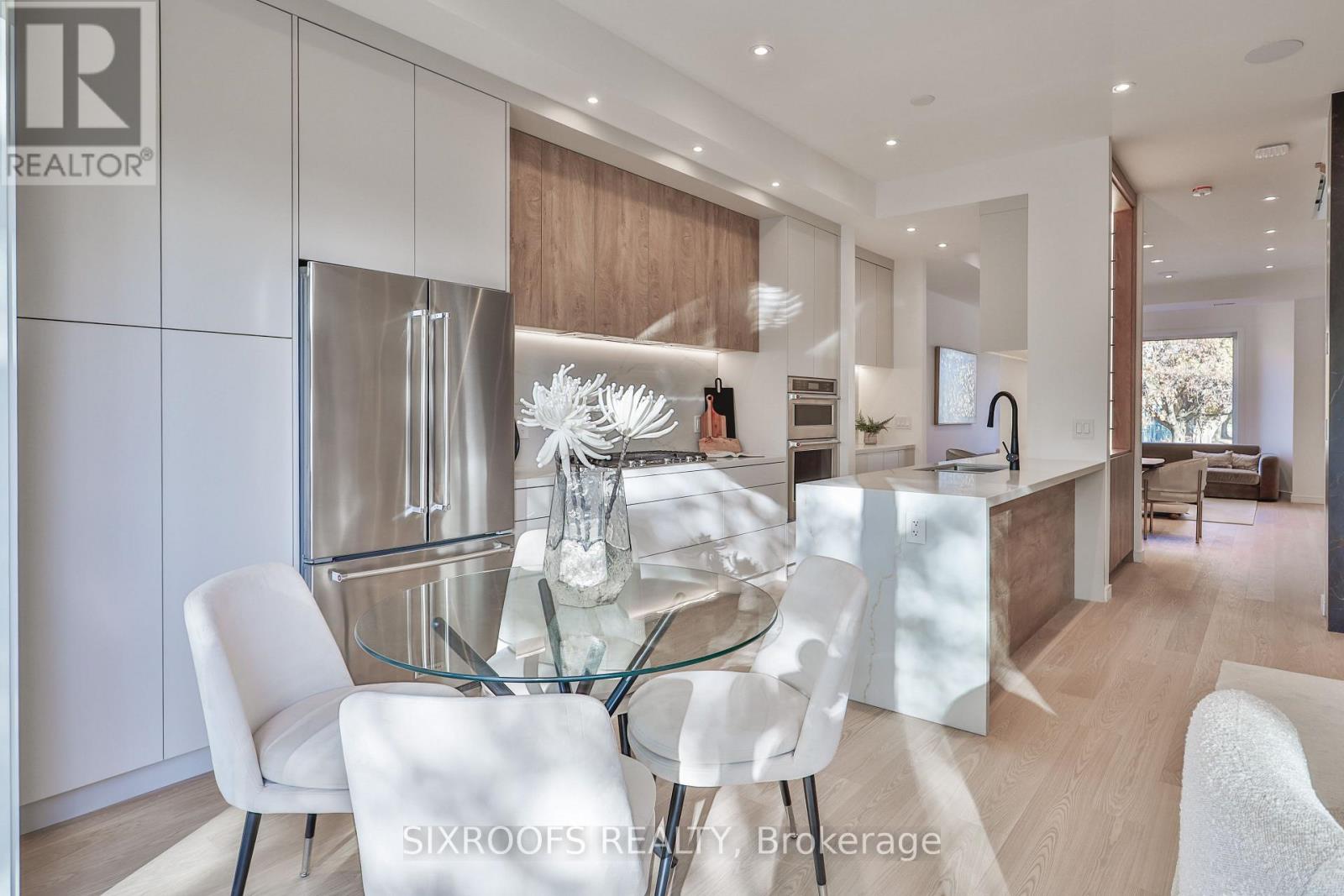 104 Roosevelt Road, Toronto, Ontario  M4J 4T9 - Photo 13 - E12515002