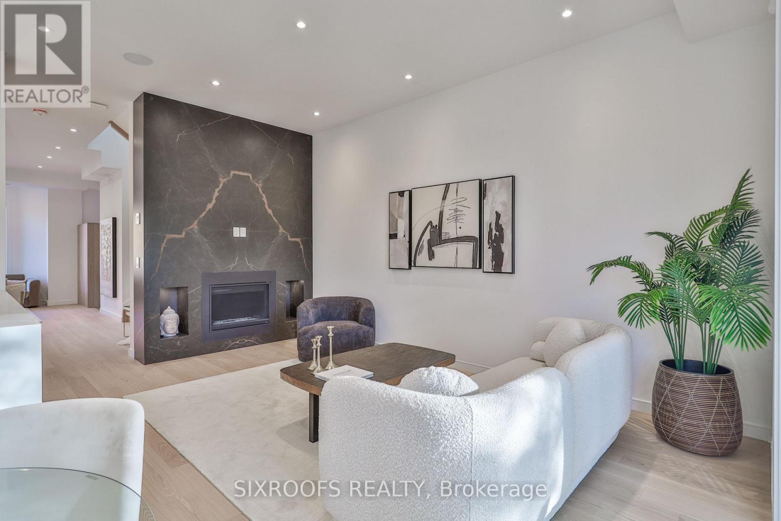 104 Roosevelt Road, Toronto, Ontario  M4J 4T9 - Photo 17 - E12515002