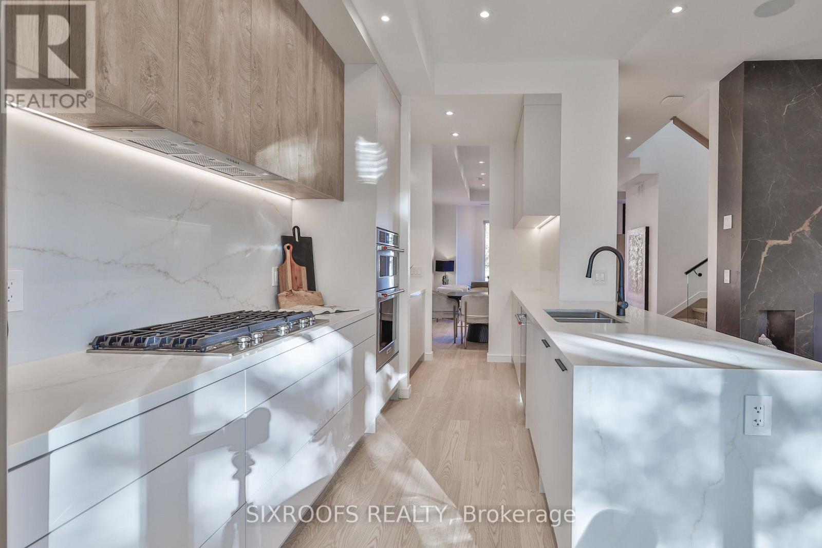 104 Roosevelt Road, Toronto, Ontario  M4J 4T9 - Photo 22 - E12515002