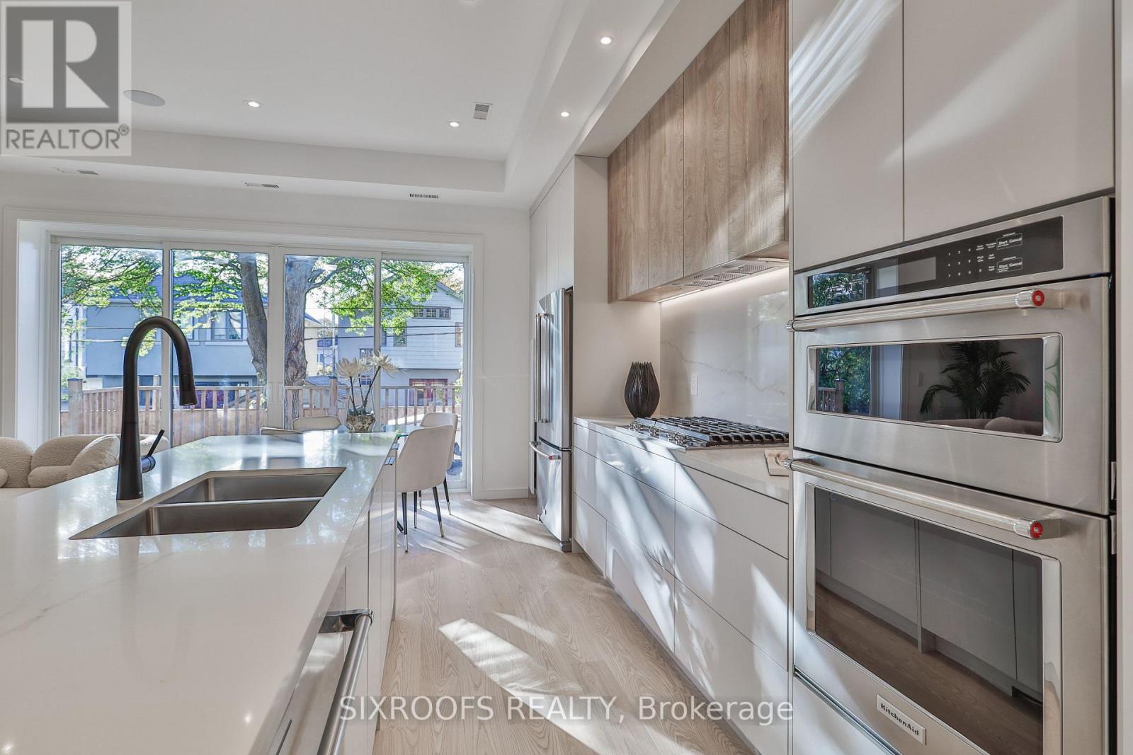 104 Roosevelt Road, Toronto, Ontario  M4J 4T9 - Photo 23 - E12515002