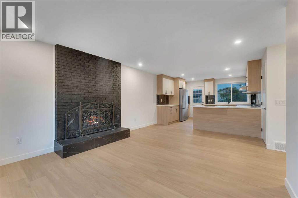 352 Lysander Place Se, Calgary, Alberta  T2C 1M1 - Photo 6 - A2260807