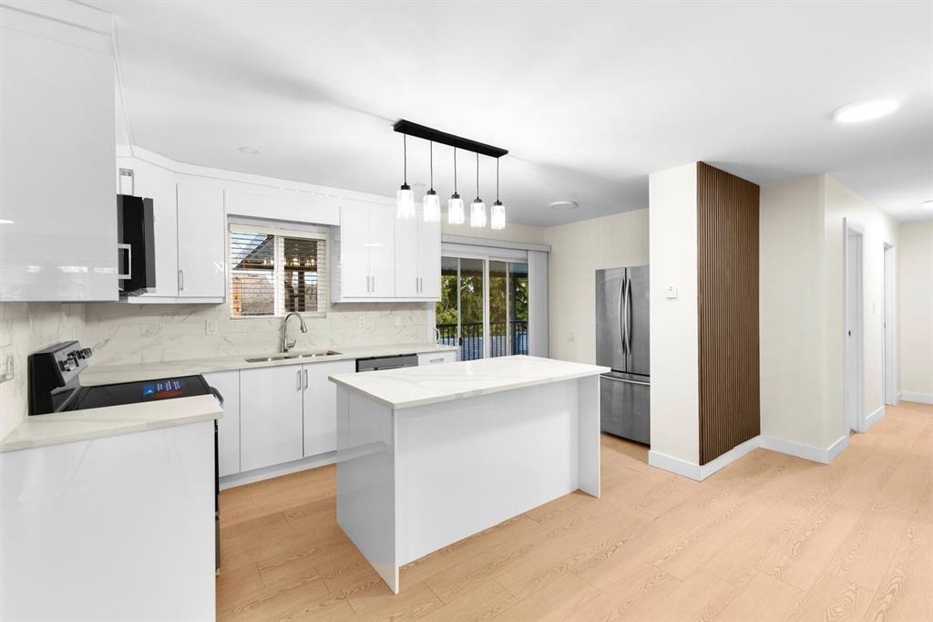 11633 87A AVENUE, Surrey, British Columbia