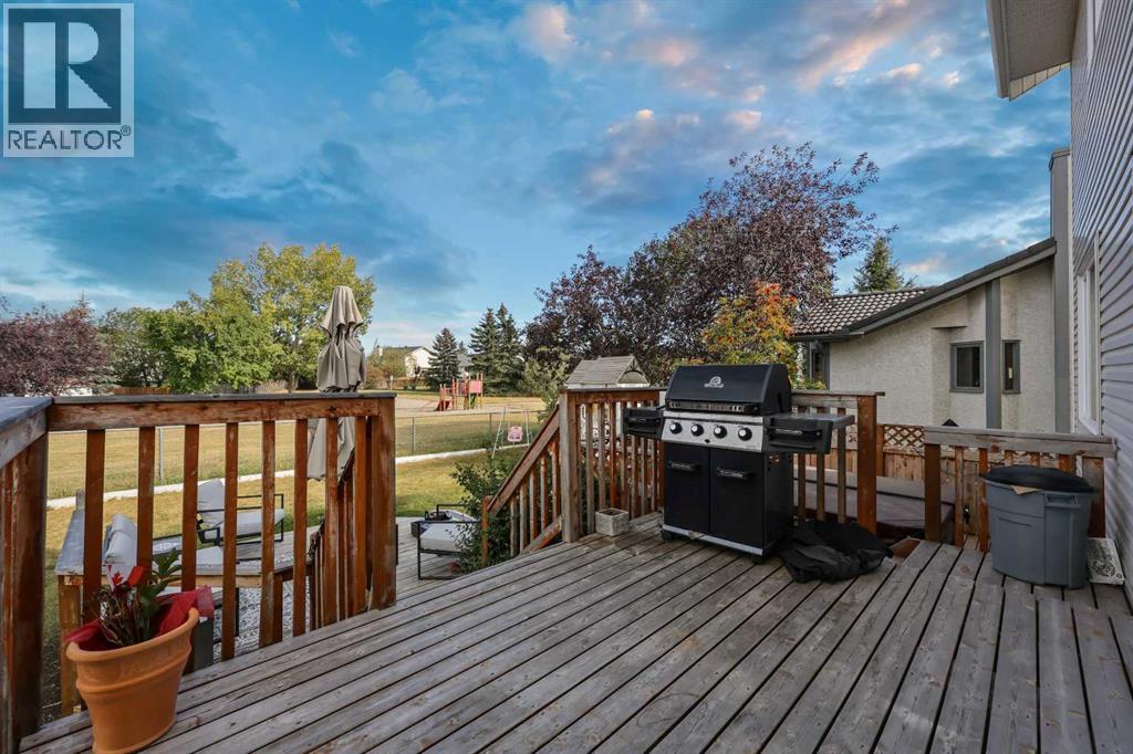 52 West Edge Road, Cochrane, Alberta  T4C 1L1 - Photo 37 - A2262912