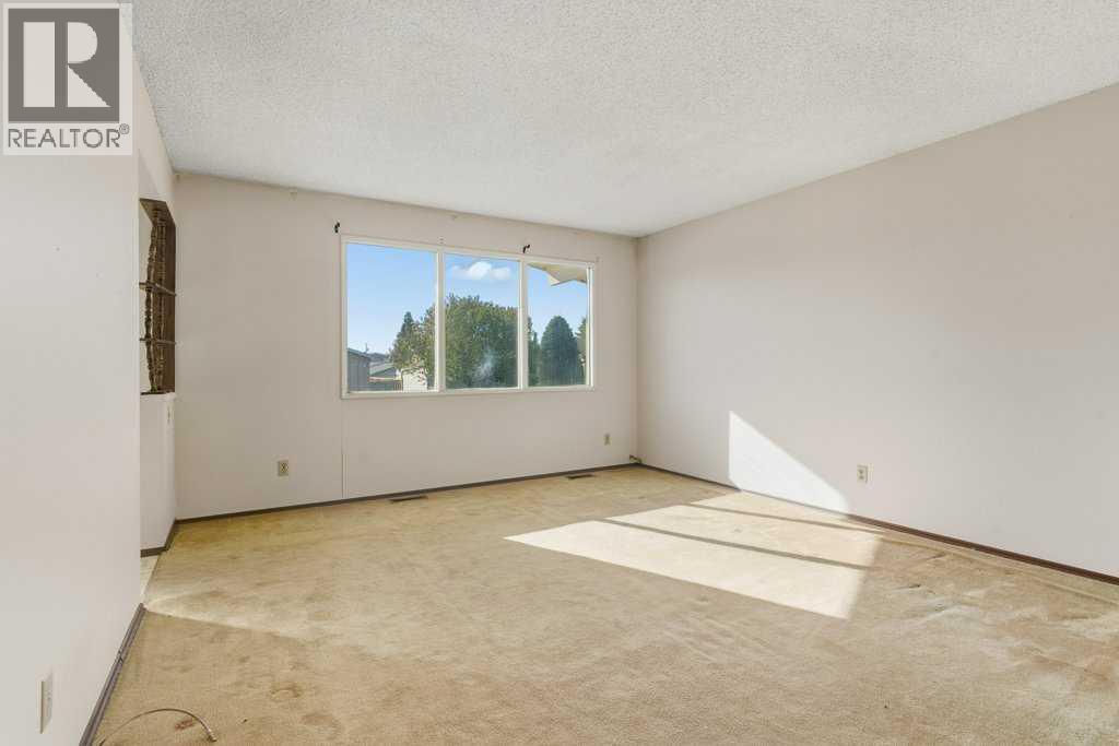 64 Maranda Close Ne, Calgary, Alberta  T2A 3E8 - Photo 5 - A2263969