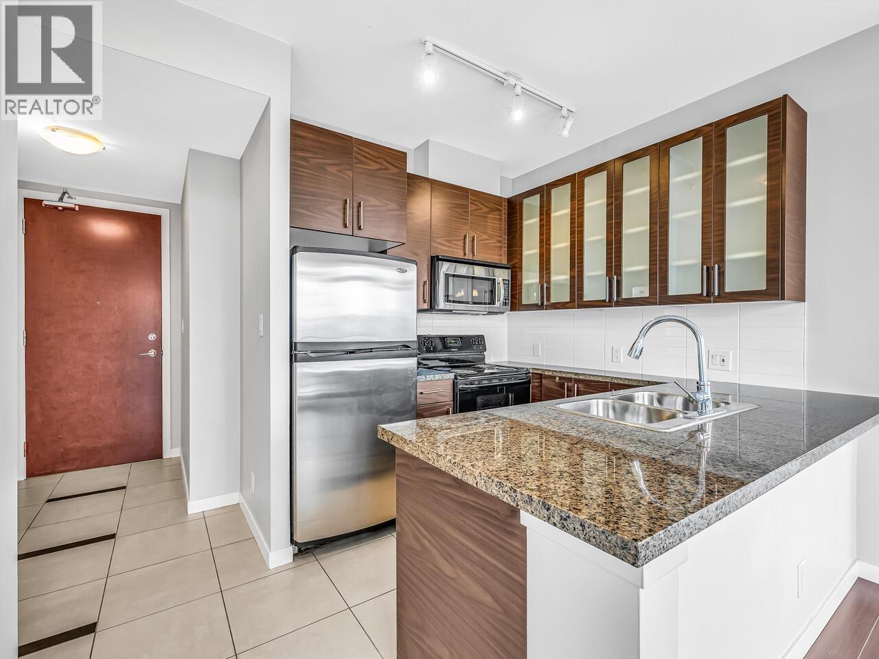 2006 2345 Madison Avenue, Burnaby, British Columbia V5C 0B4 - Photo 3 - R3065224