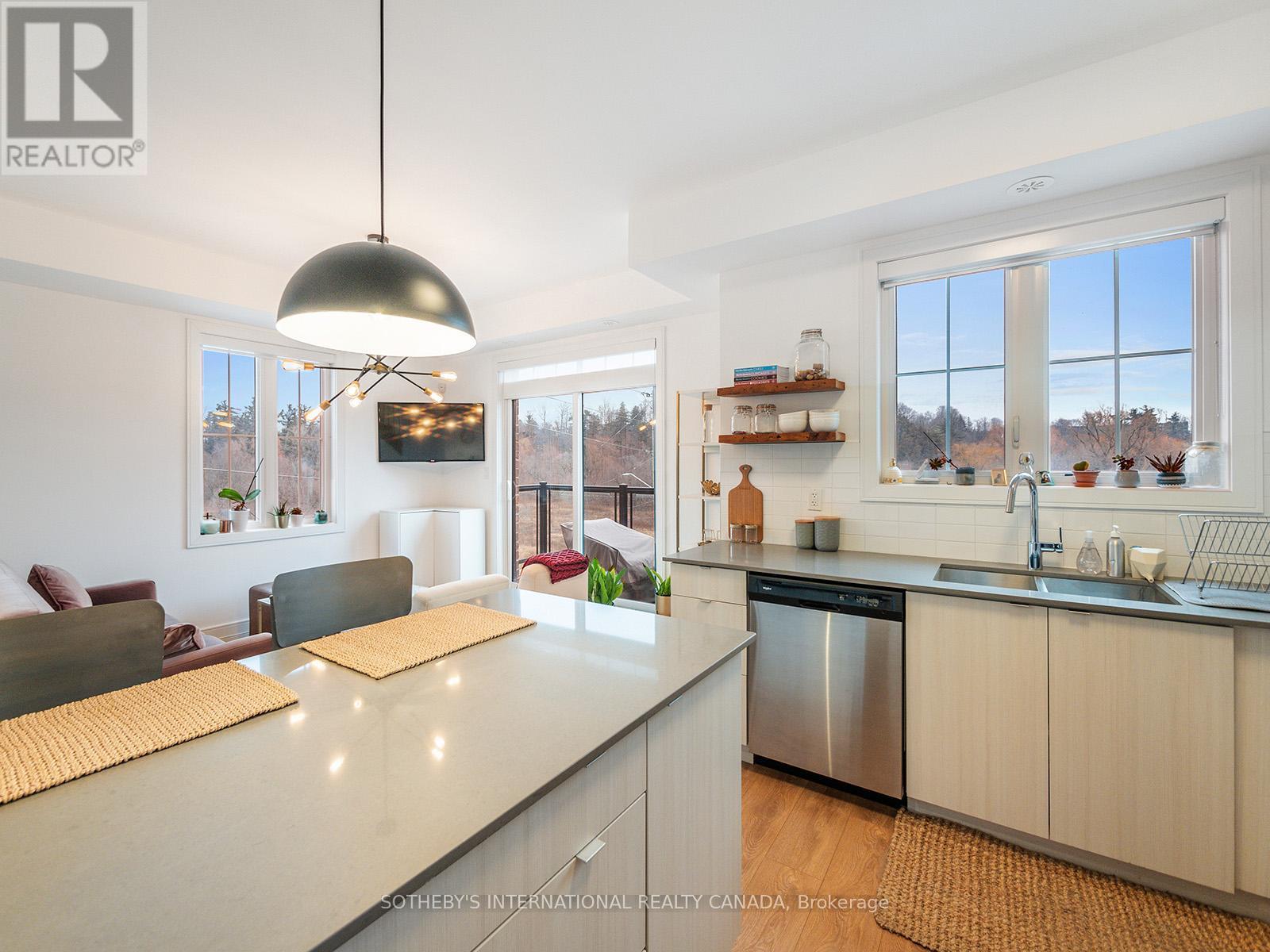 304 - 199 Pine Grove Road, Vaughan, Ontario  L4L 2H7 - Photo 24 - N12514988