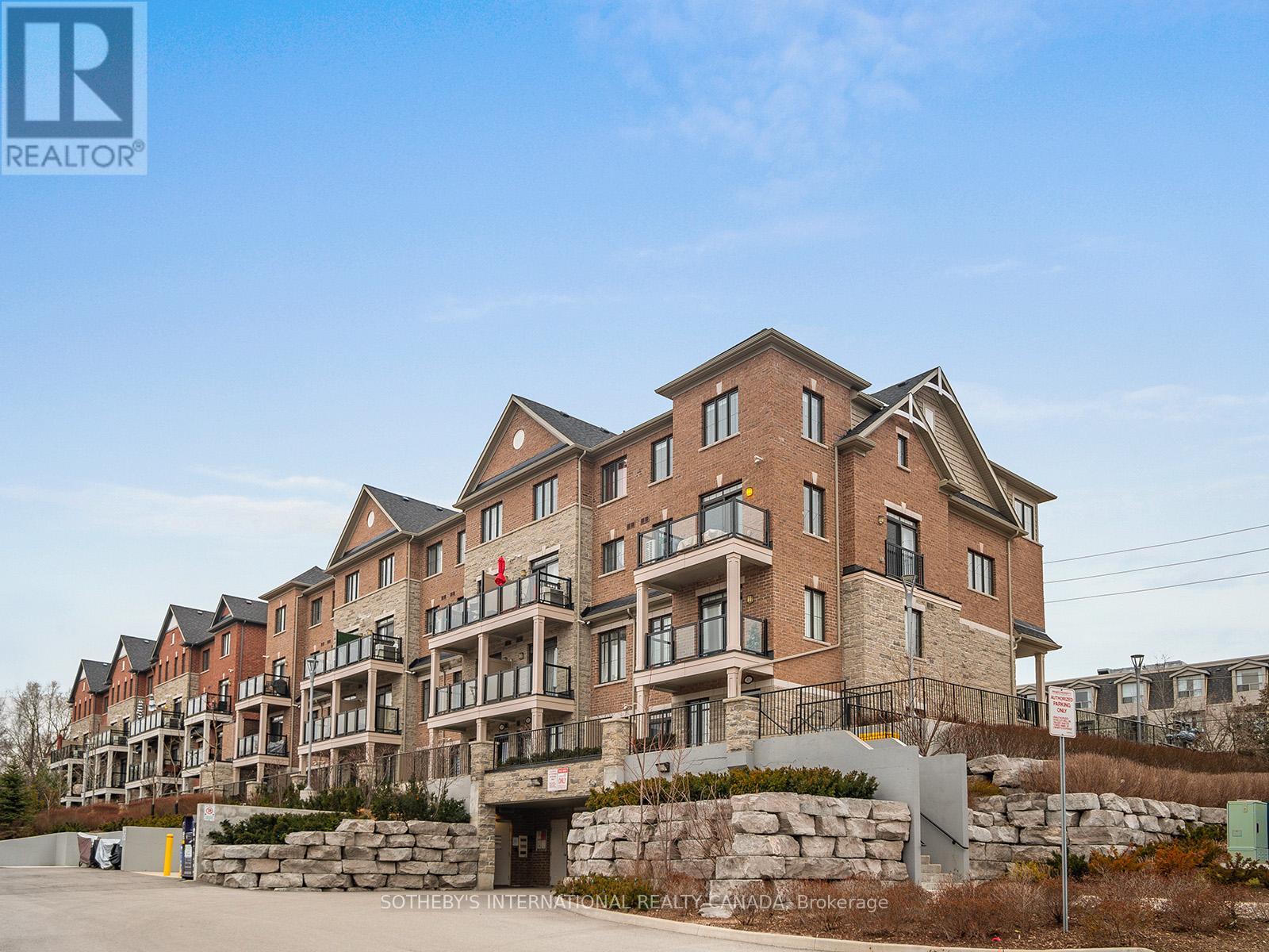 304 - 199 Pine Grove Road, Vaughan, Ontario  L4L 2H7 - Photo 4 - N12514988