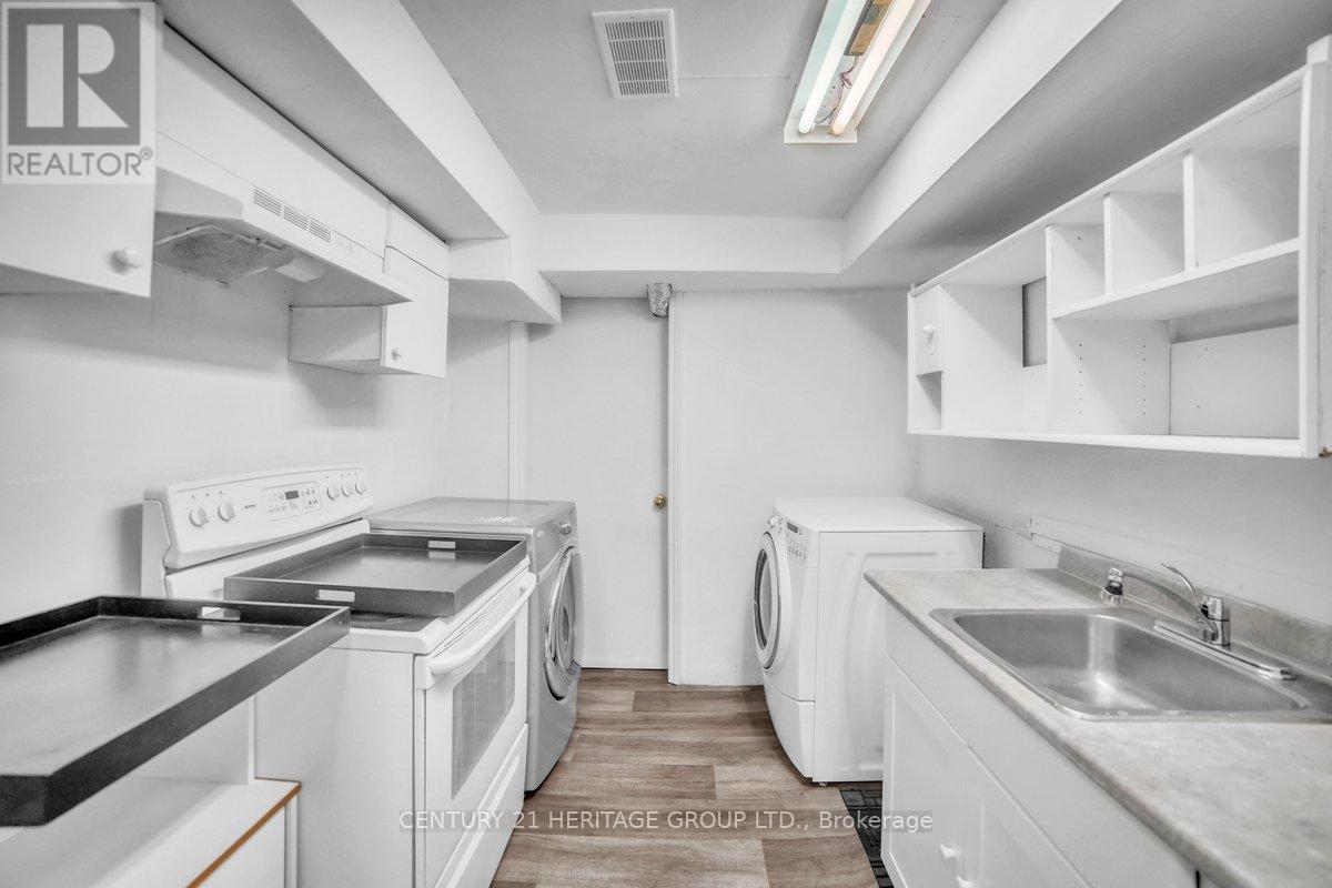 765 Dillman Avenue, Newmarket, Ontario  L3X 2K3 - Photo 14 - N12515040