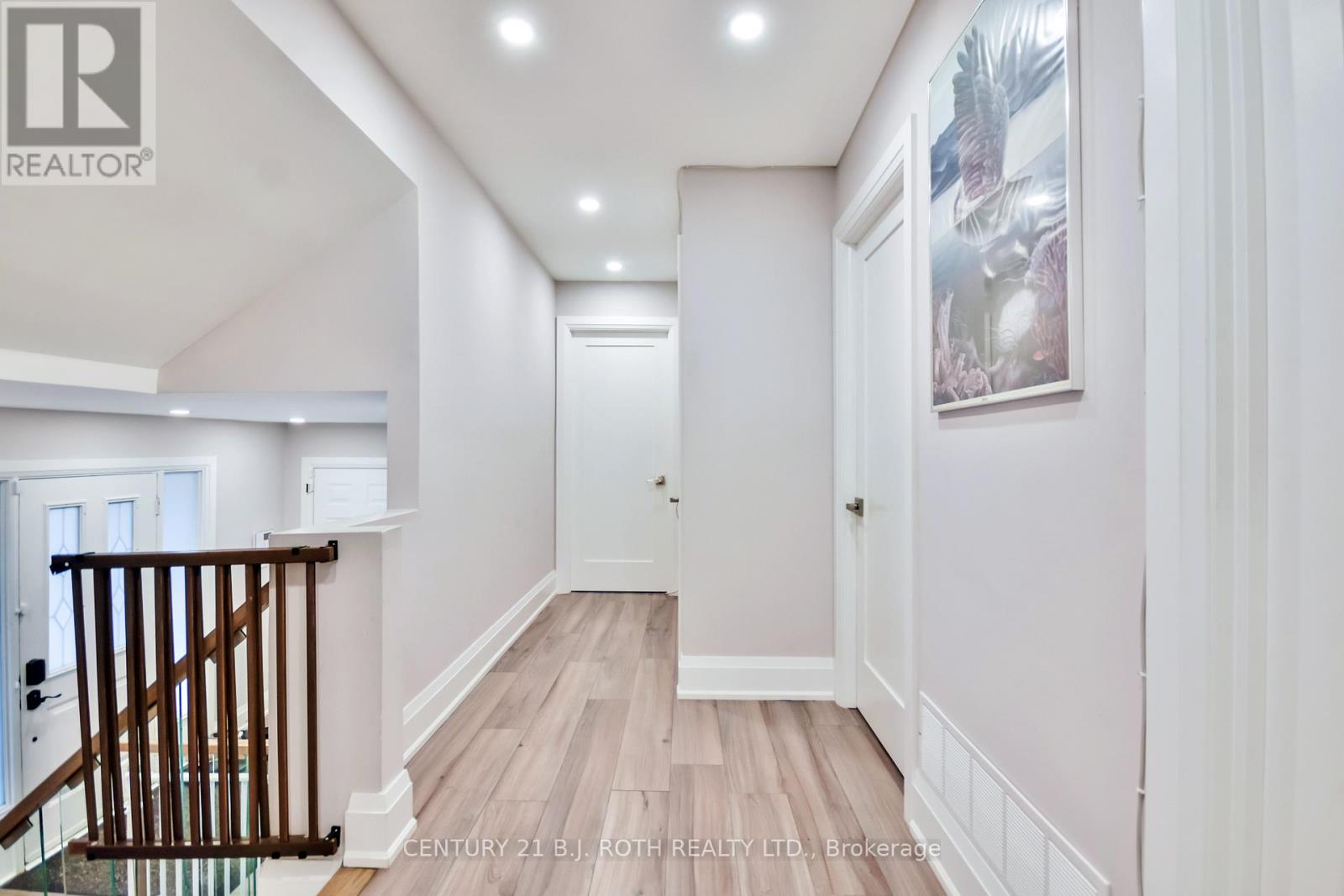 16 Gloria Street, Barrie (Sunnidale), Ontario  L4N 4L9 - Photo 12 - S12514976