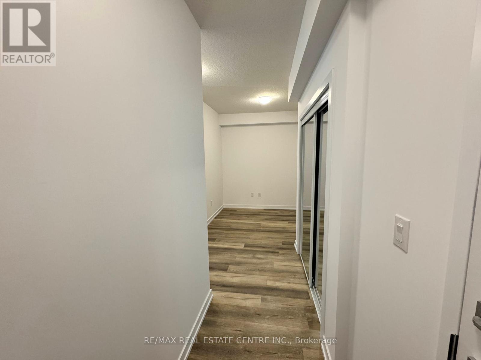 470 Dundas Street E, Hamilton, Ontario  L8B 2A6 - Photo 12 - X12512132