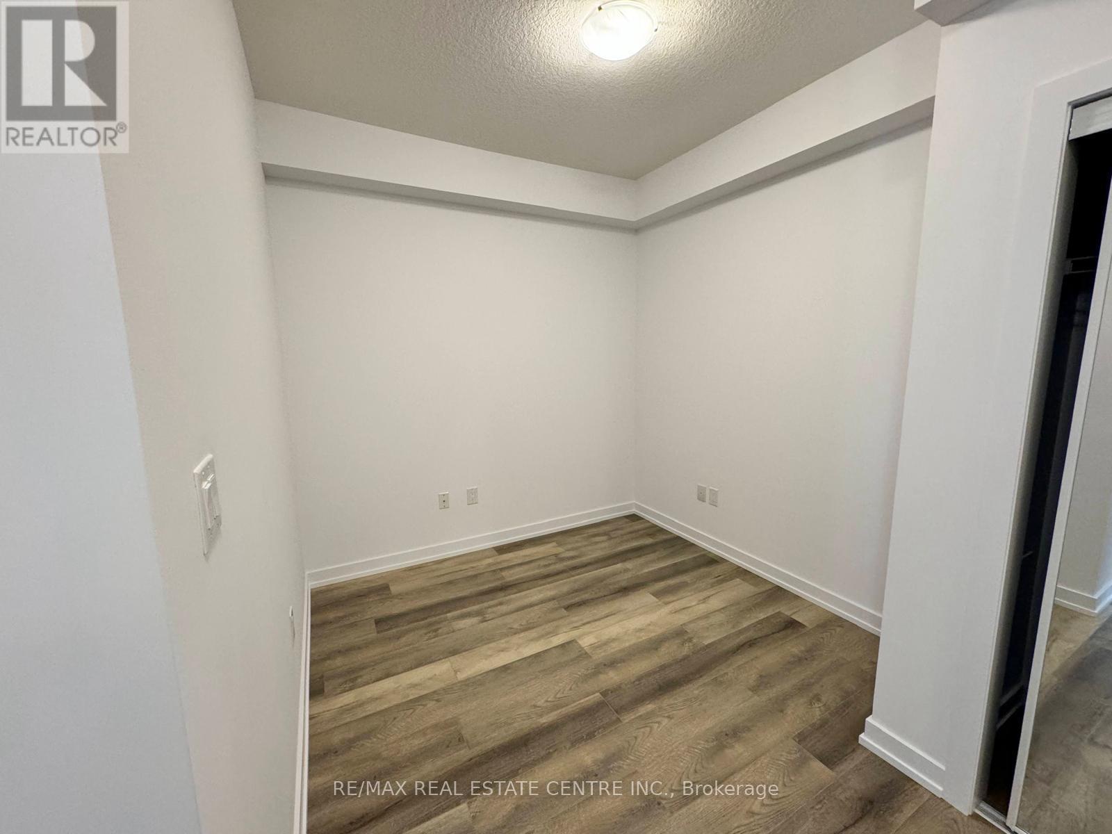 470 Dundas Street E, Hamilton, Ontario  L8B 2A6 - Photo 13 - X12512132