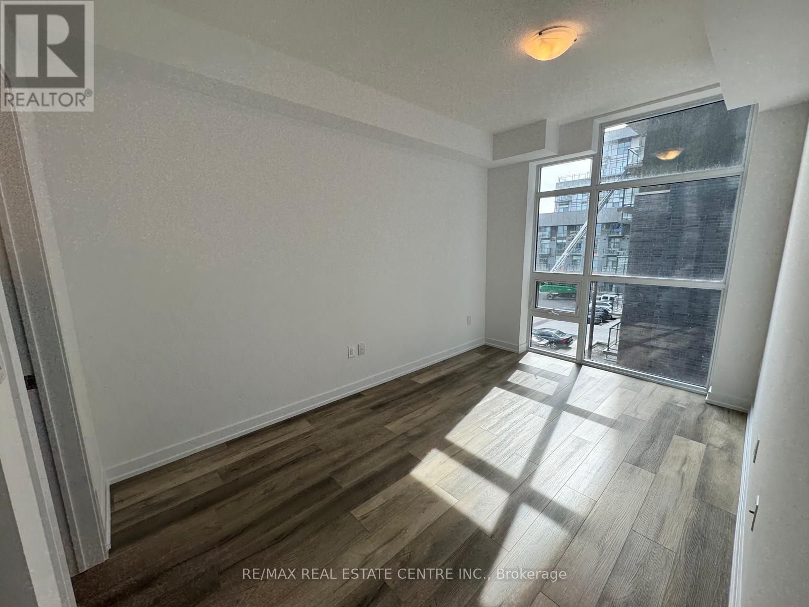 470 Dundas Street E, Hamilton, Ontario  L8B 2A6 - Photo 10 - X12512132