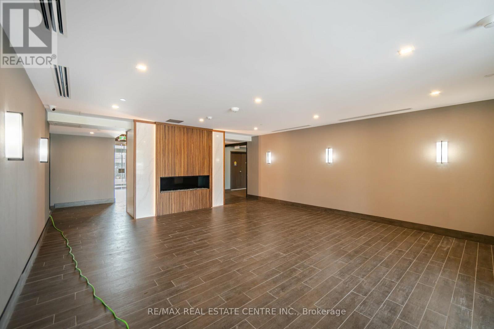 470 Dundas Street E, Hamilton, Ontario  L8B 2A6 - Photo 7 - X12512132