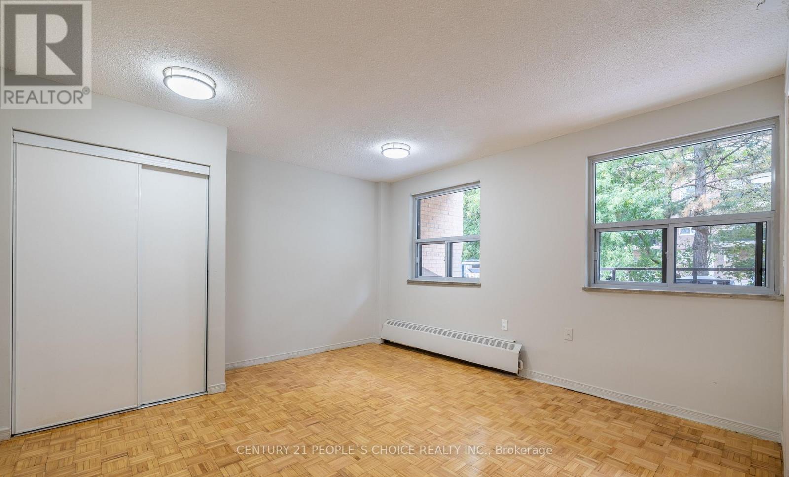 504 - 573 North Service Road, Mississauga, Ontario  L5A 1B5 - Photo 5 - W12515010