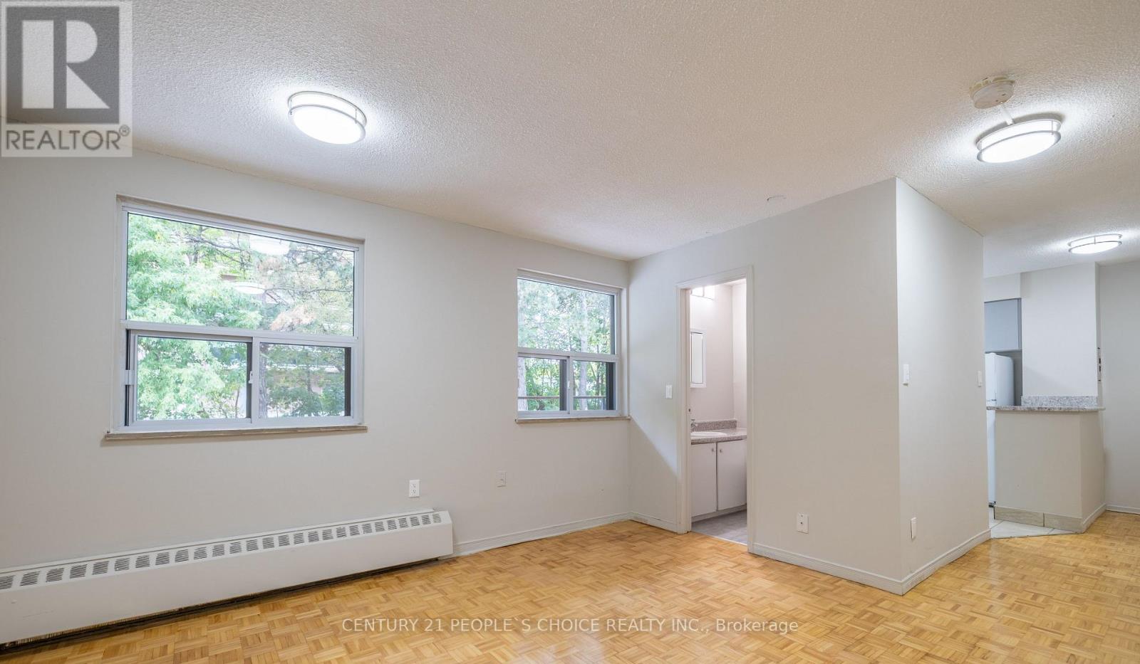 504 - 573 North Service Road, Mississauga, Ontario  L5A 1B5 - Photo 6 - W12515010