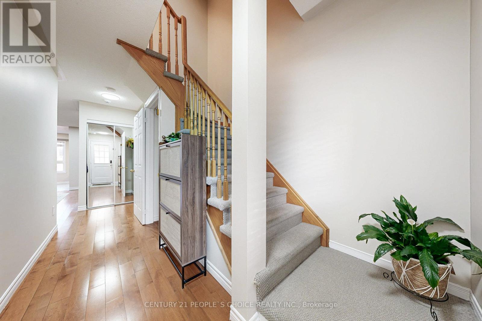 167 - 5260 Mcfarren Boulevard, Mississauga, Ontario L5M 7J5 - Photo 8 - W12515028