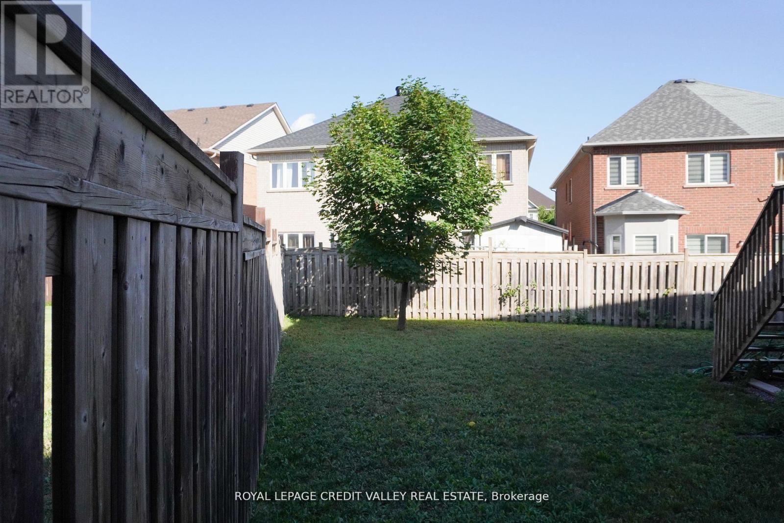 72 Kilrea Way, Brampton, Ontario  L6X 0R3 - Photo 27 - W12515036