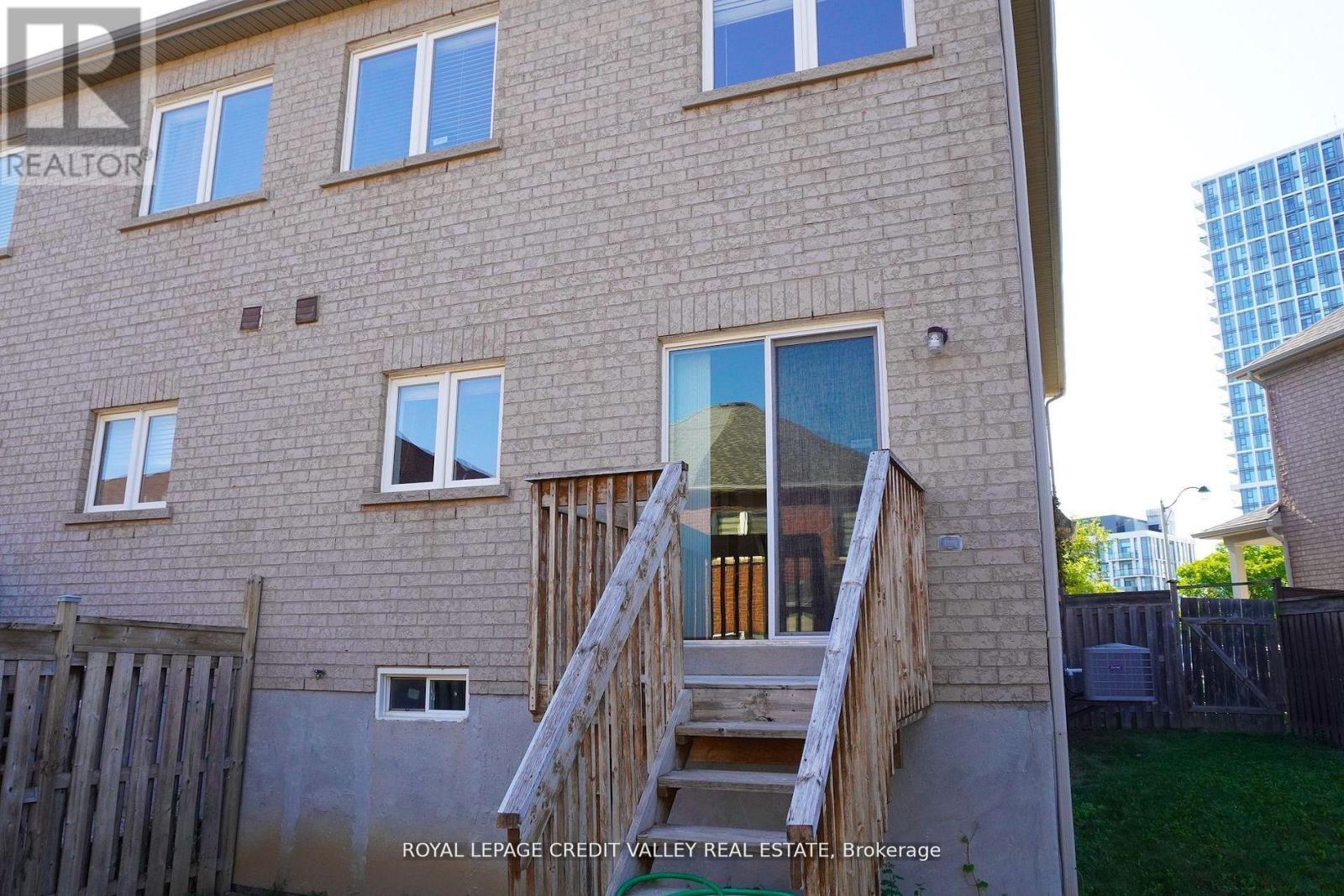 72 Kilrea Way, Brampton, Ontario  L6X 0R3 - Photo 30 - W12515036