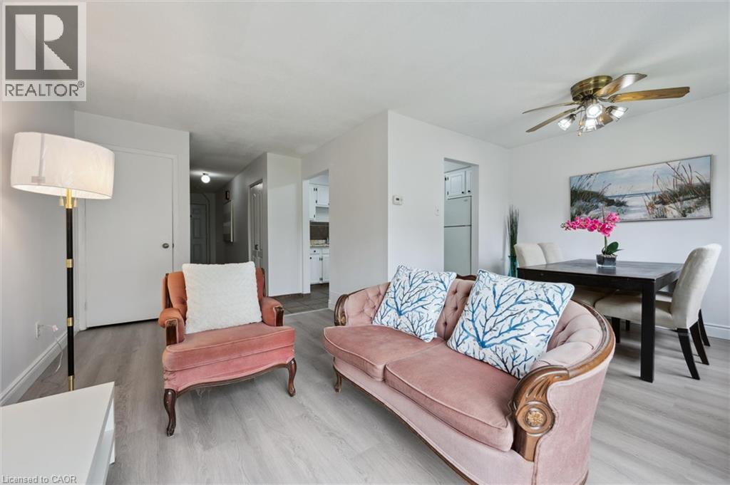 302 Bluevale Street N Unit# D, Waterloo, Ontario  N2J 4G3 - Photo 9 - 40726352