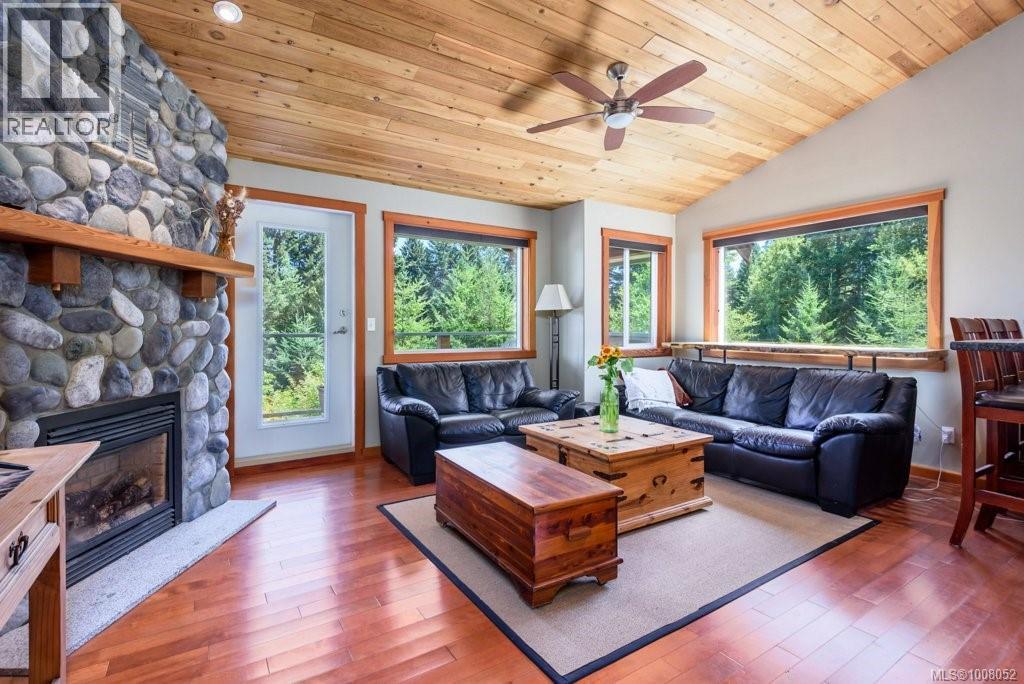 7455 Rodger Rd, Merville, British Columbia  V0R 2M0 - Photo 56 - 1008052