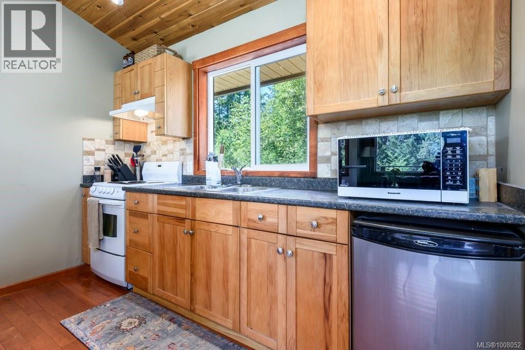 7455 Rodger Rd, Merville, British Columbia  V0R 2M0 - Photo 60 - 1008052