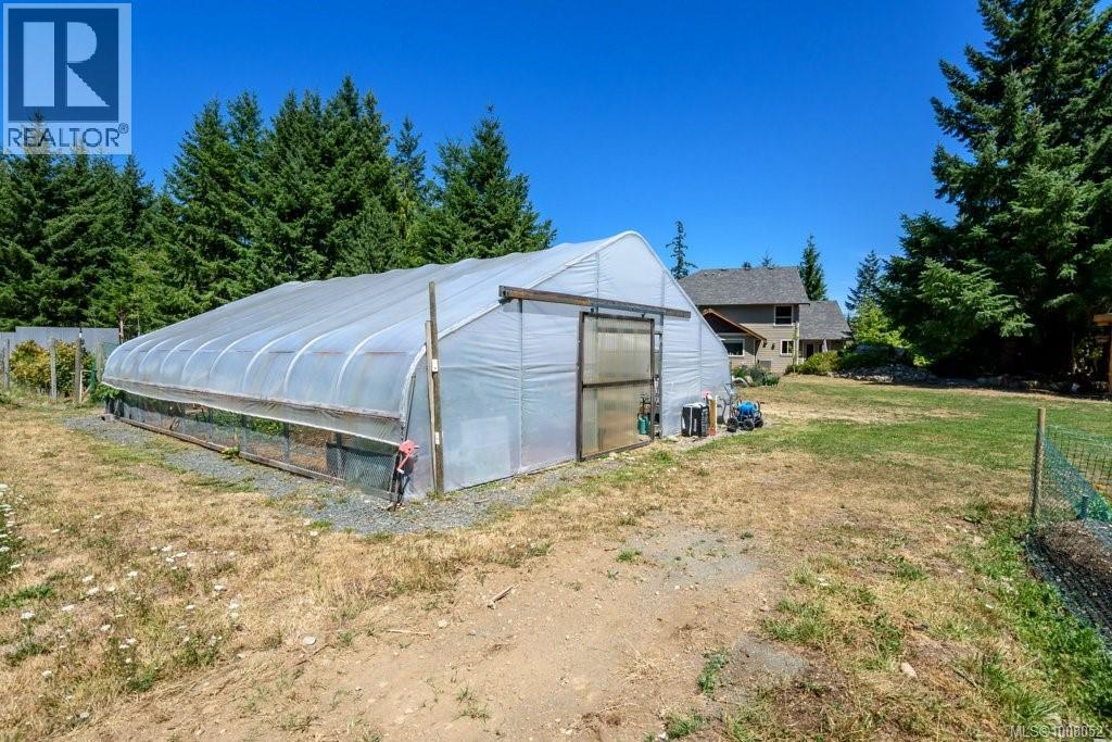 7455 Rodger Rd, Merville, British Columbia  V0R 2M0 - Photo 72 - 1008052