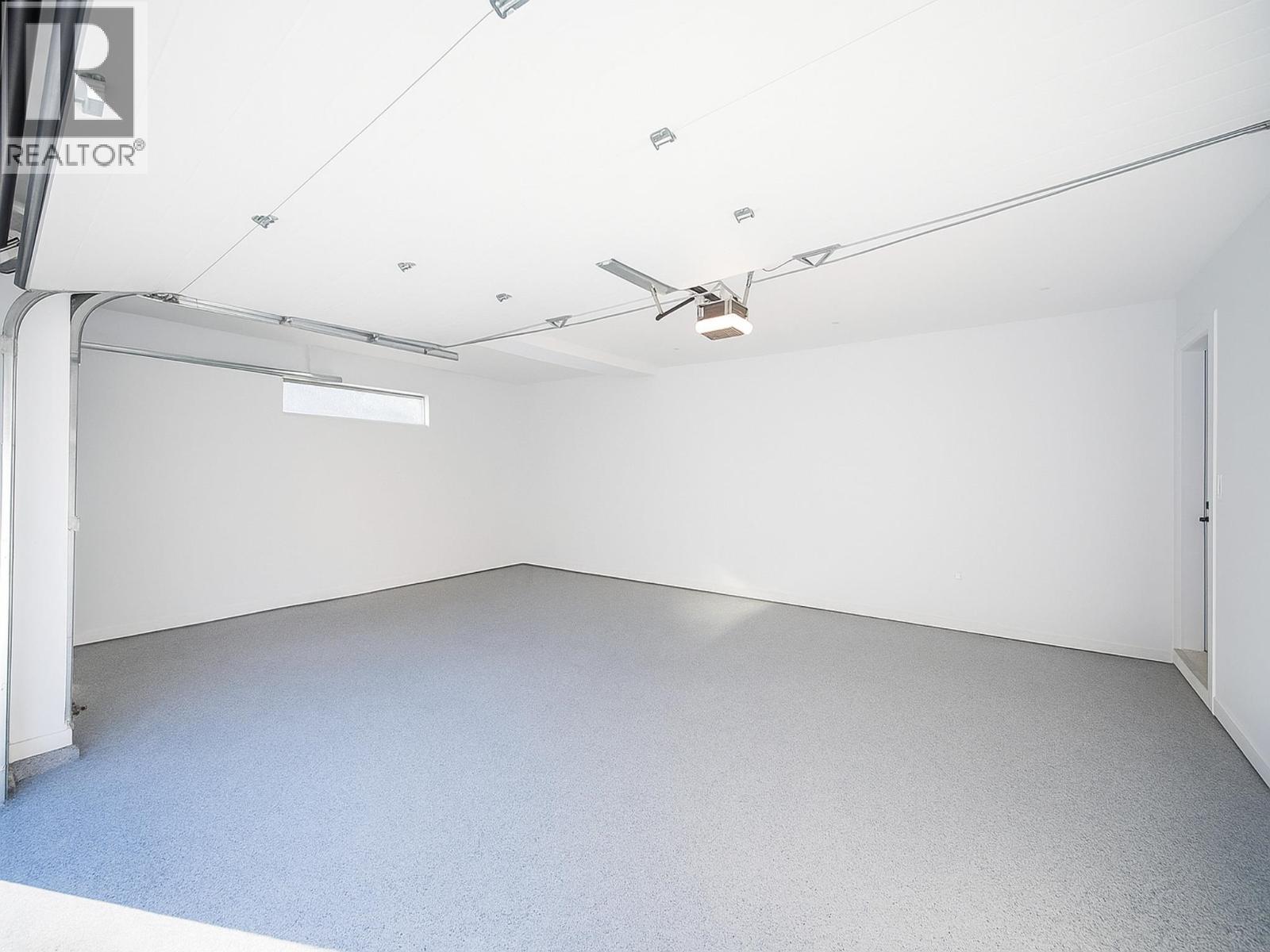 9113 Riverside Drive, Whistler, British Columbia V0N 1B9 - Photo 23 - R3065219