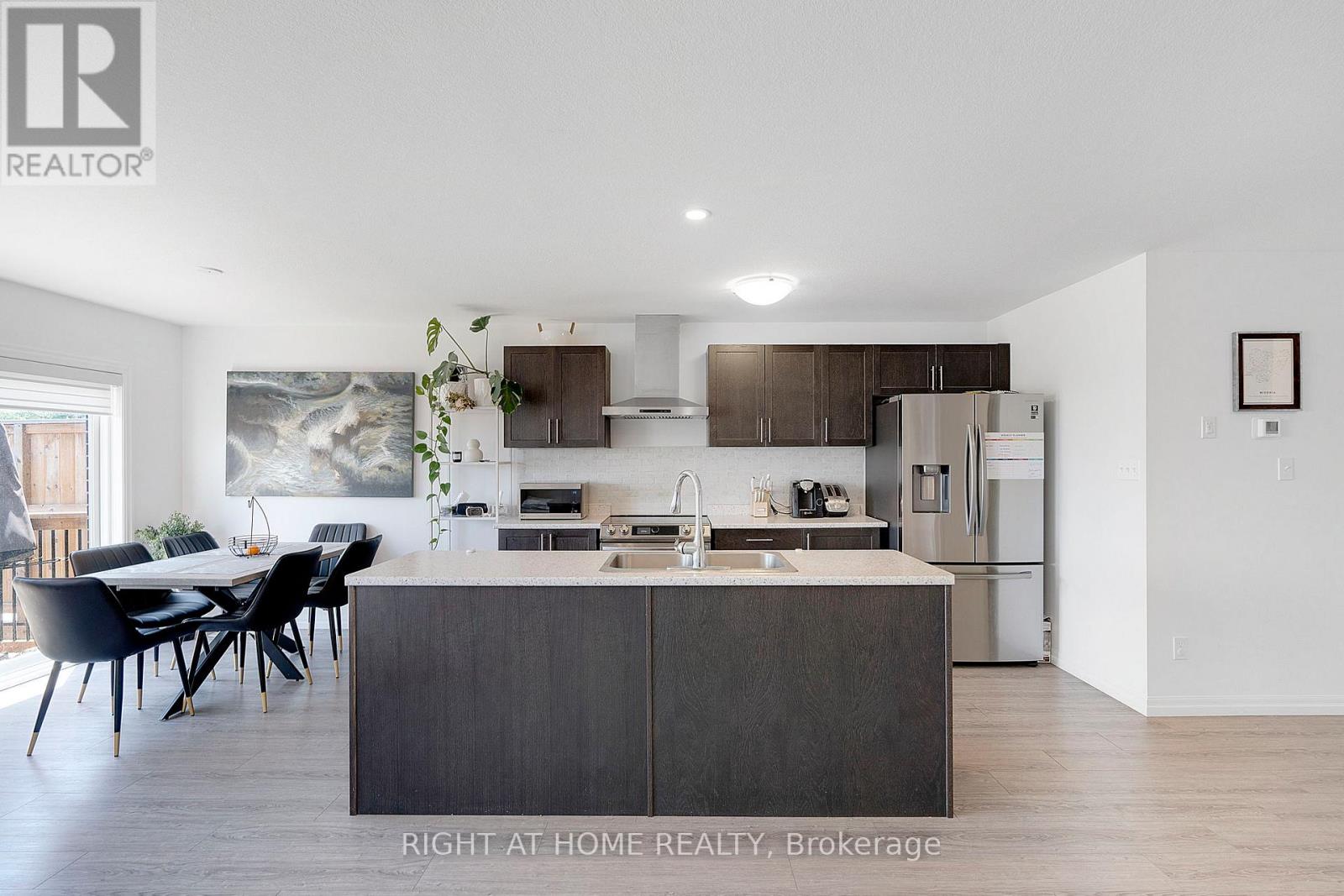 78 PONY WAY, Kitchener, Ontario