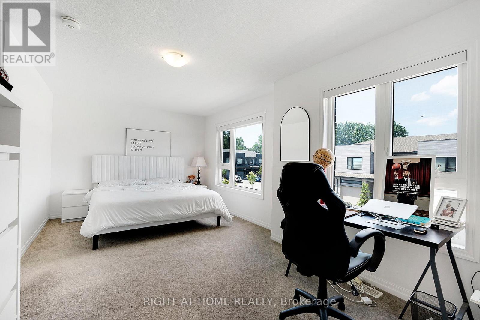 78 Pony Way, Kitchener, Ontario  N2R 0R8 - Photo 12 - X12514980