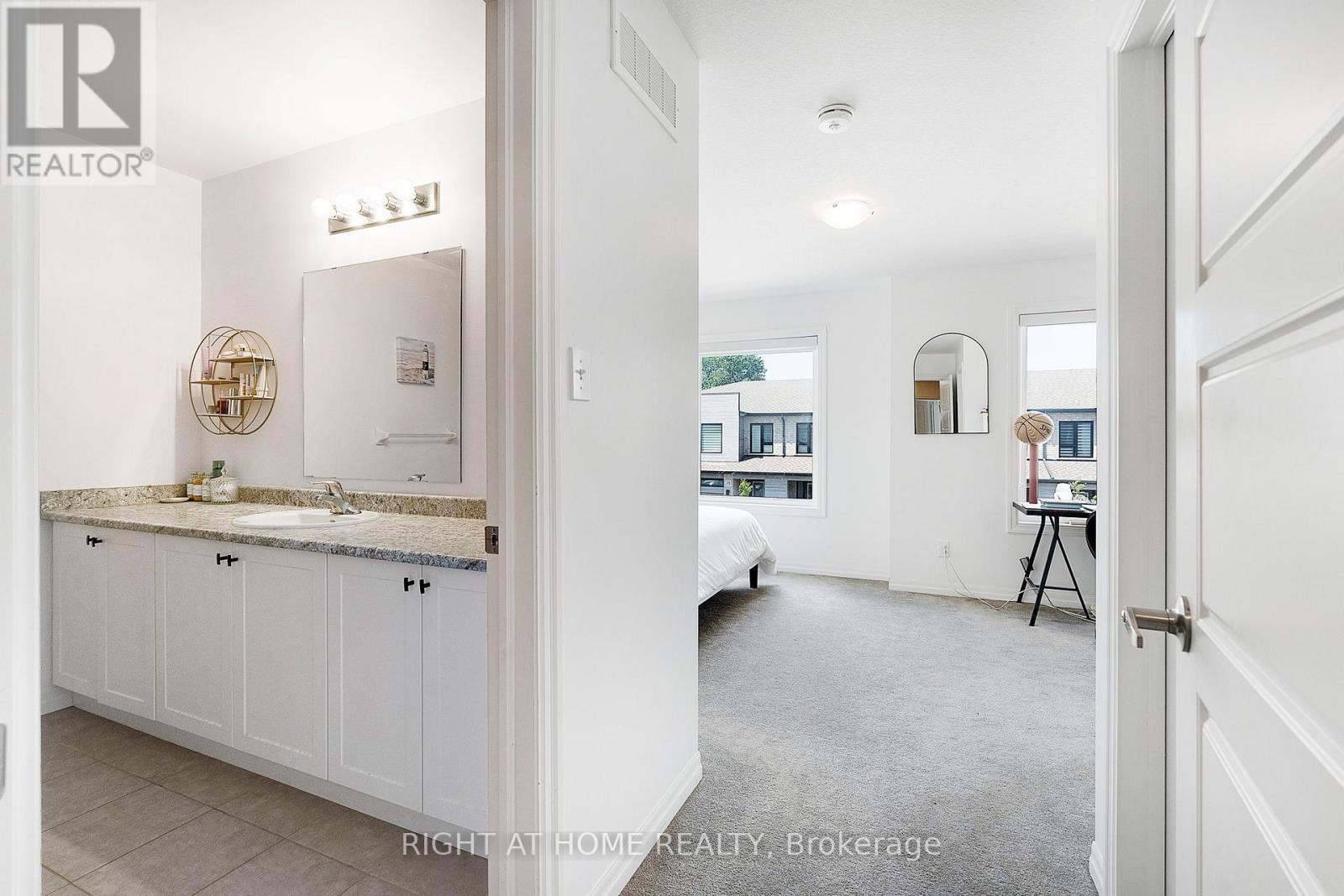 78 Pony Way, Kitchener, Ontario  N2R 0R8 - Photo 14 - X12514980