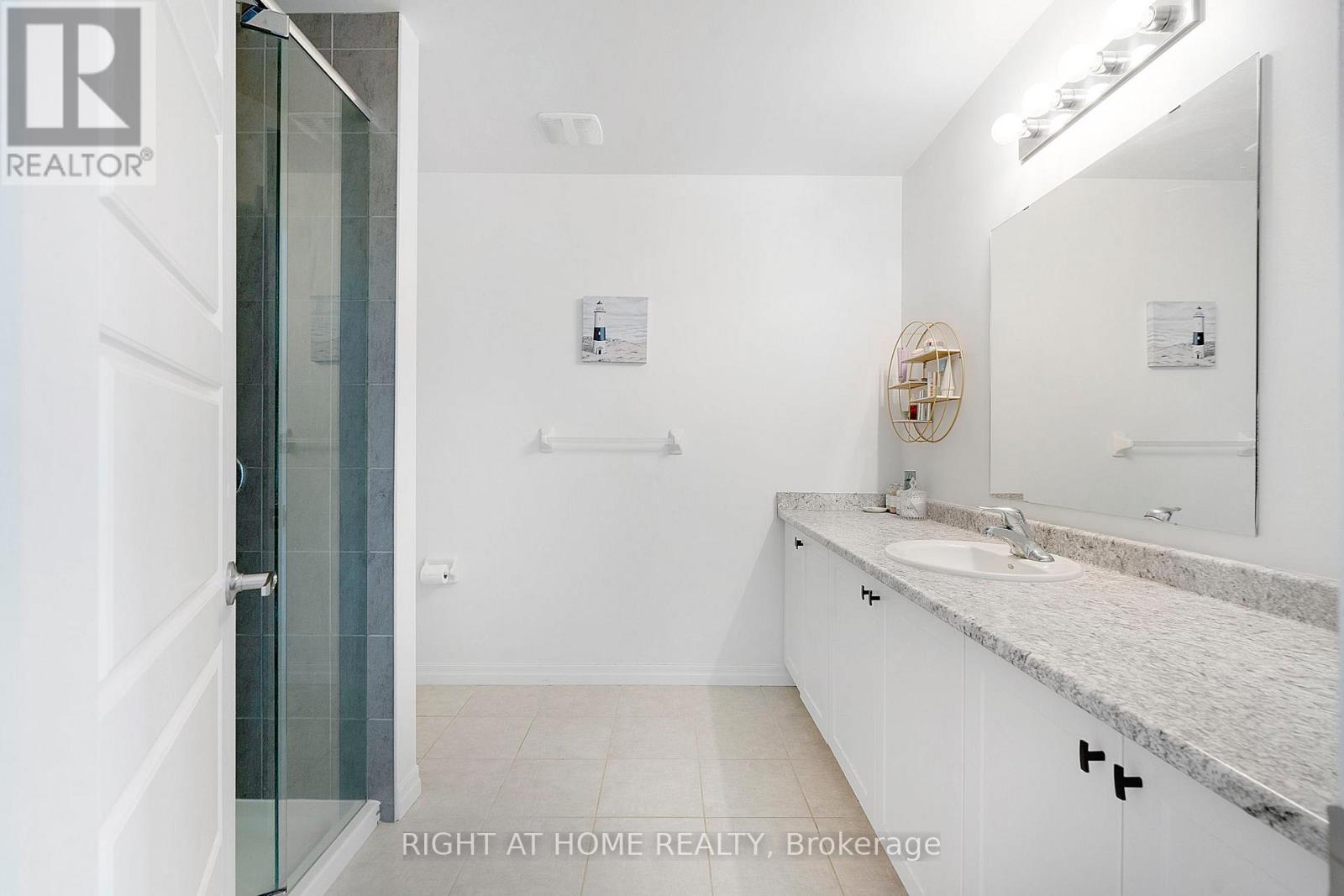 78 Pony Way, Kitchener, Ontario  N2R 0R8 - Photo 15 - X12514980