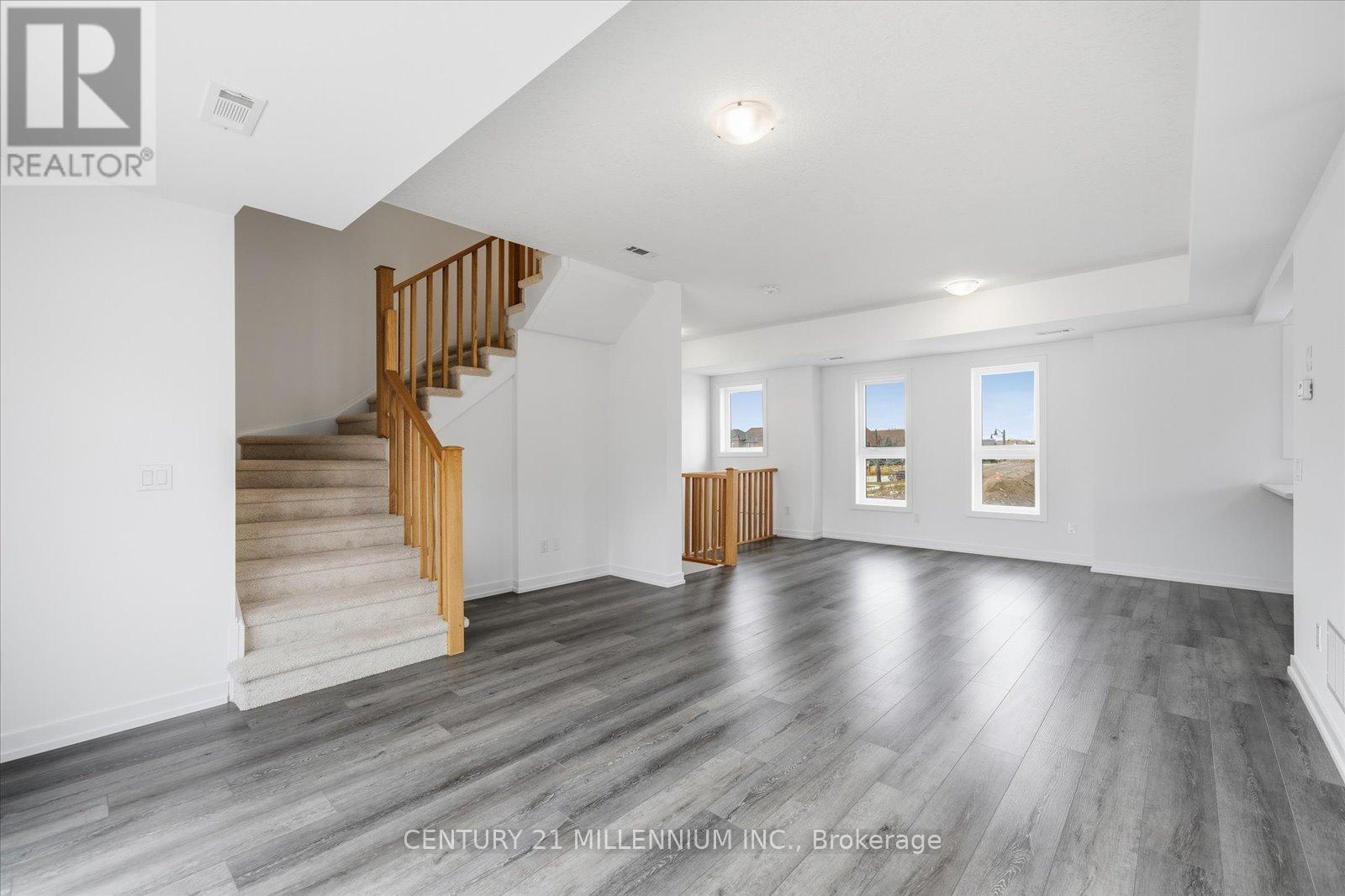 62 Kanesky Drive, Hamilton, Ontario  L8B 2A9 - Photo 4 - X12514992