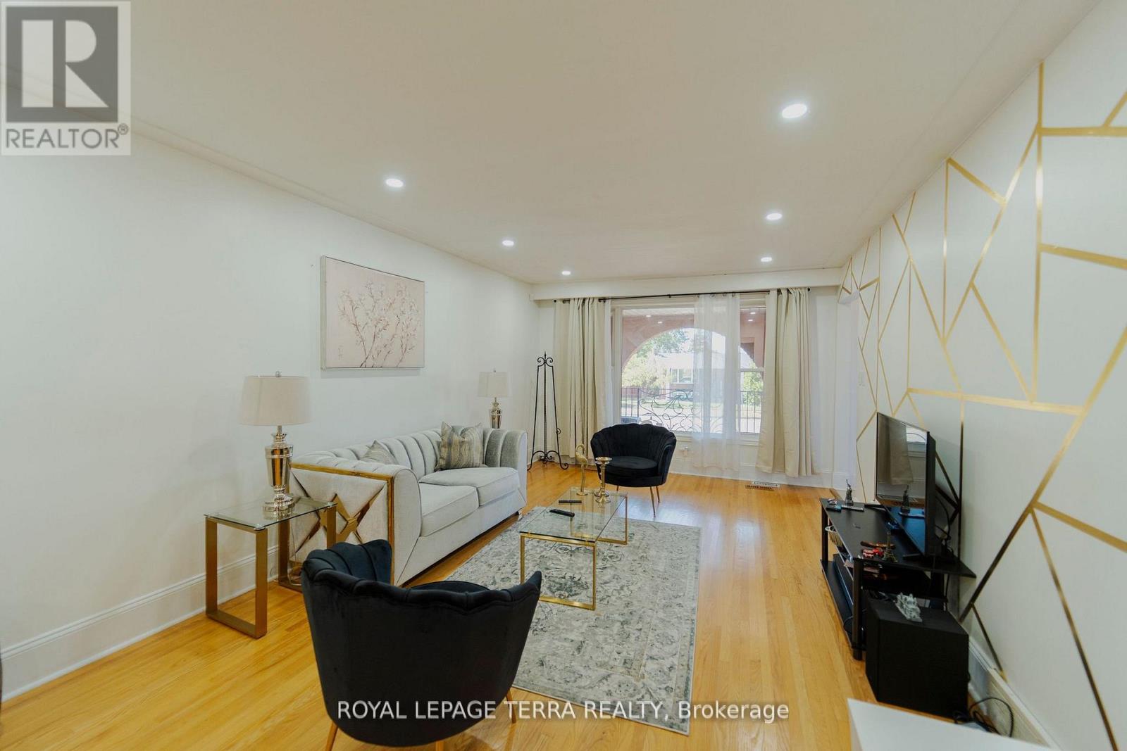 55 Eastbury Drive, Hamilton, Ontario  L8E 2V8 - Photo 10 - X12515056