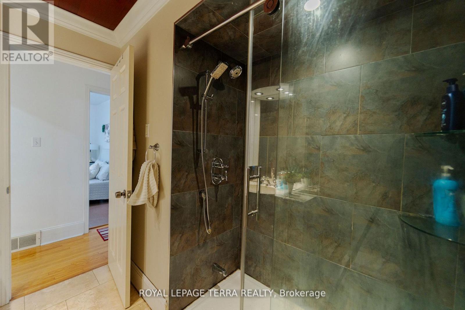 55 Eastbury Drive, Hamilton, Ontario  L8E 2V8 - Photo 18 - X12515056