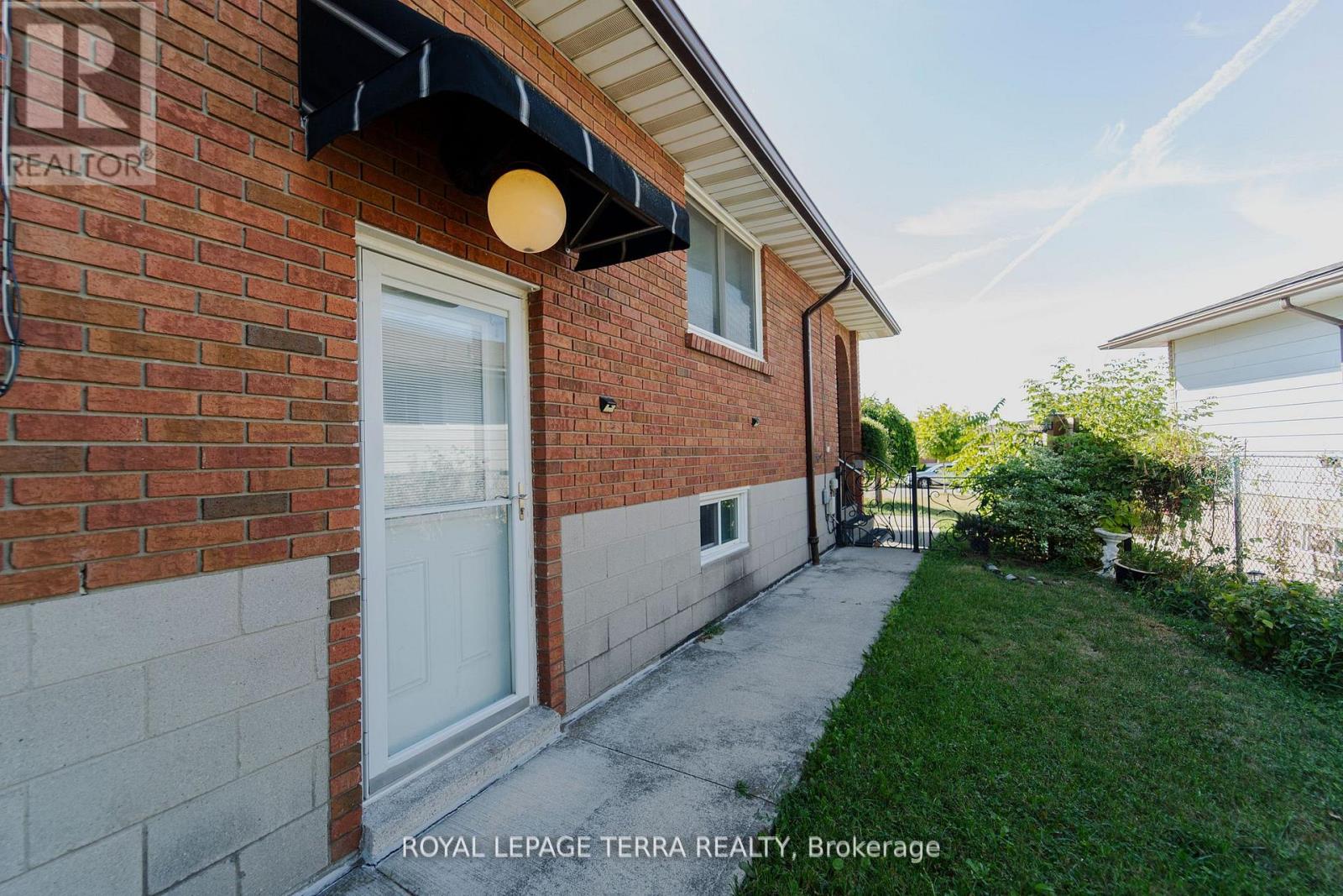 55 Eastbury Drive, Hamilton, Ontario  L8E 2V8 - Photo 28 - X12515056