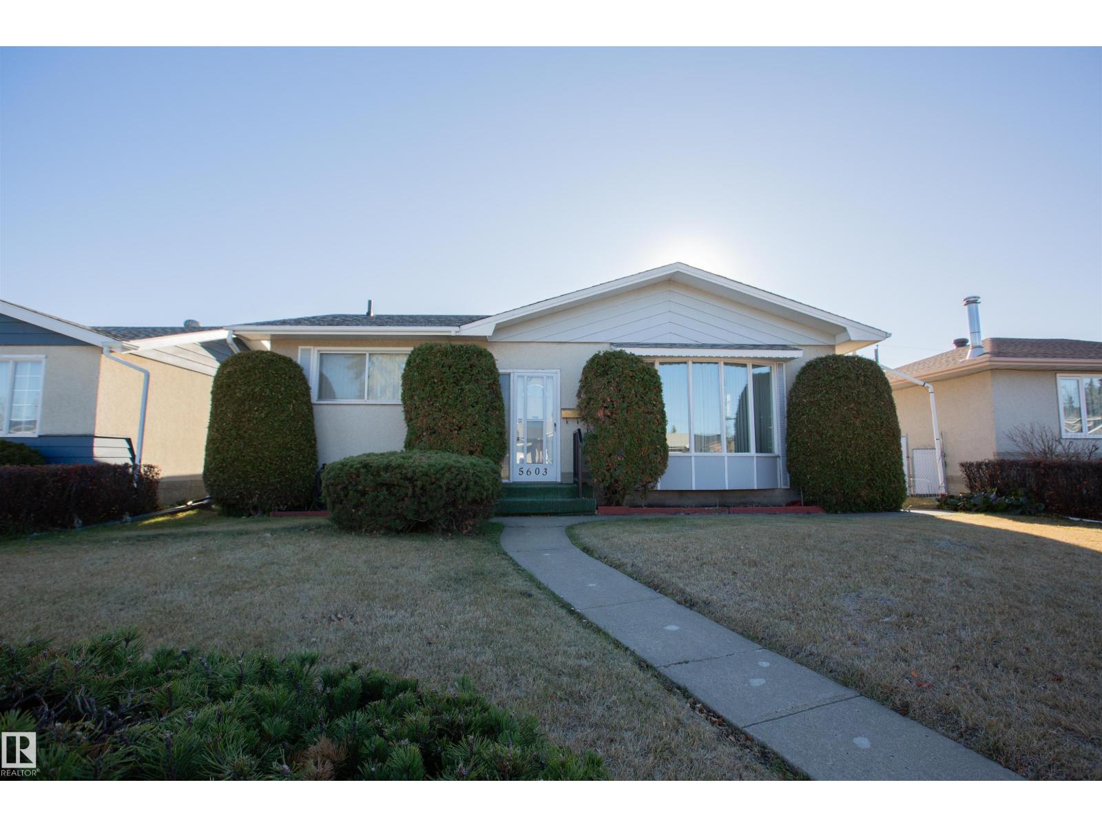 5603 92 Av Nw, Edmonton, Alberta  T6B 0S2 - Photo 1 - E4464851