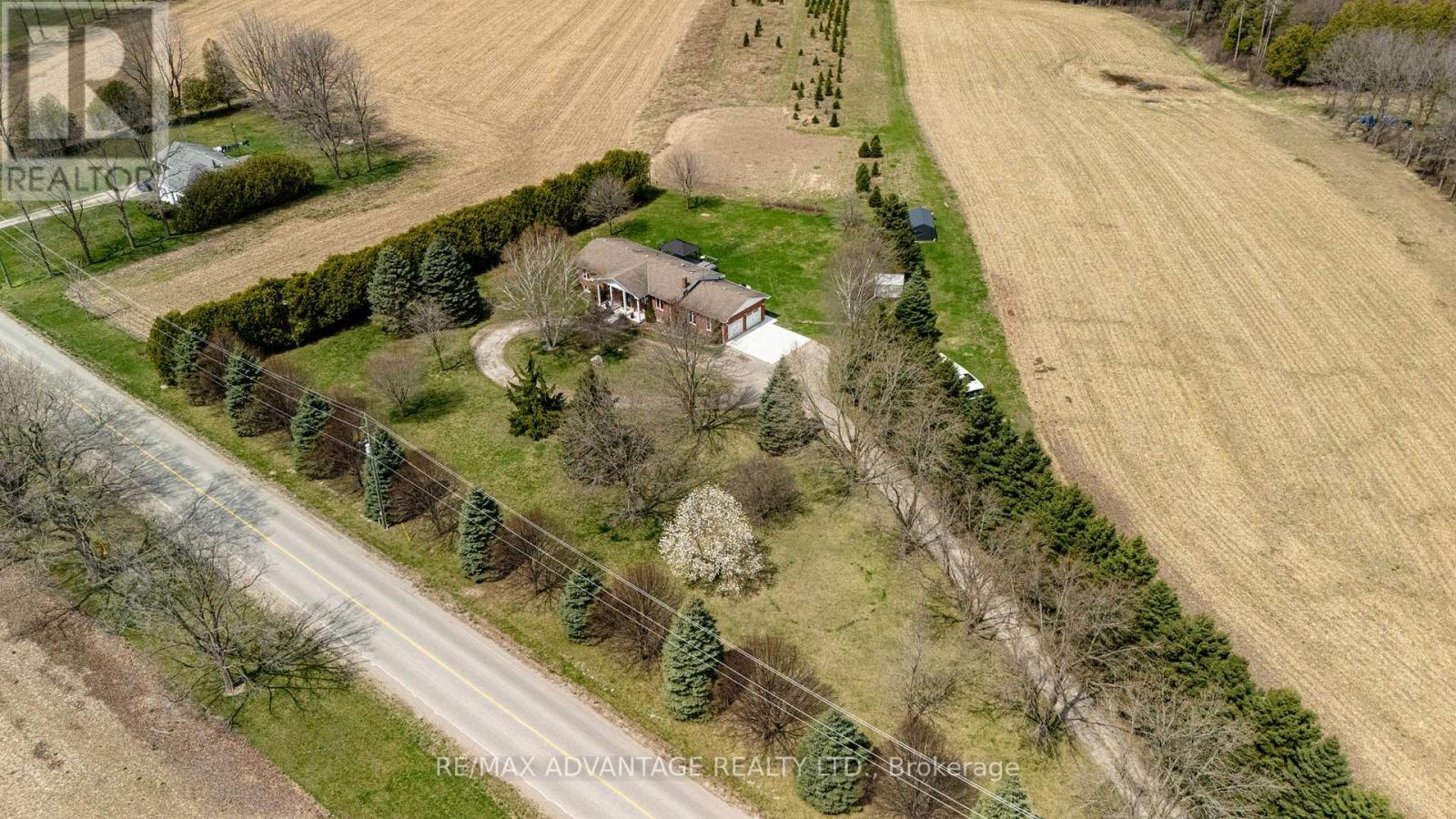 403353 Robinson Road, South-West Oxford, Ontario N5C 3J7 - Photo 2 - X12515084