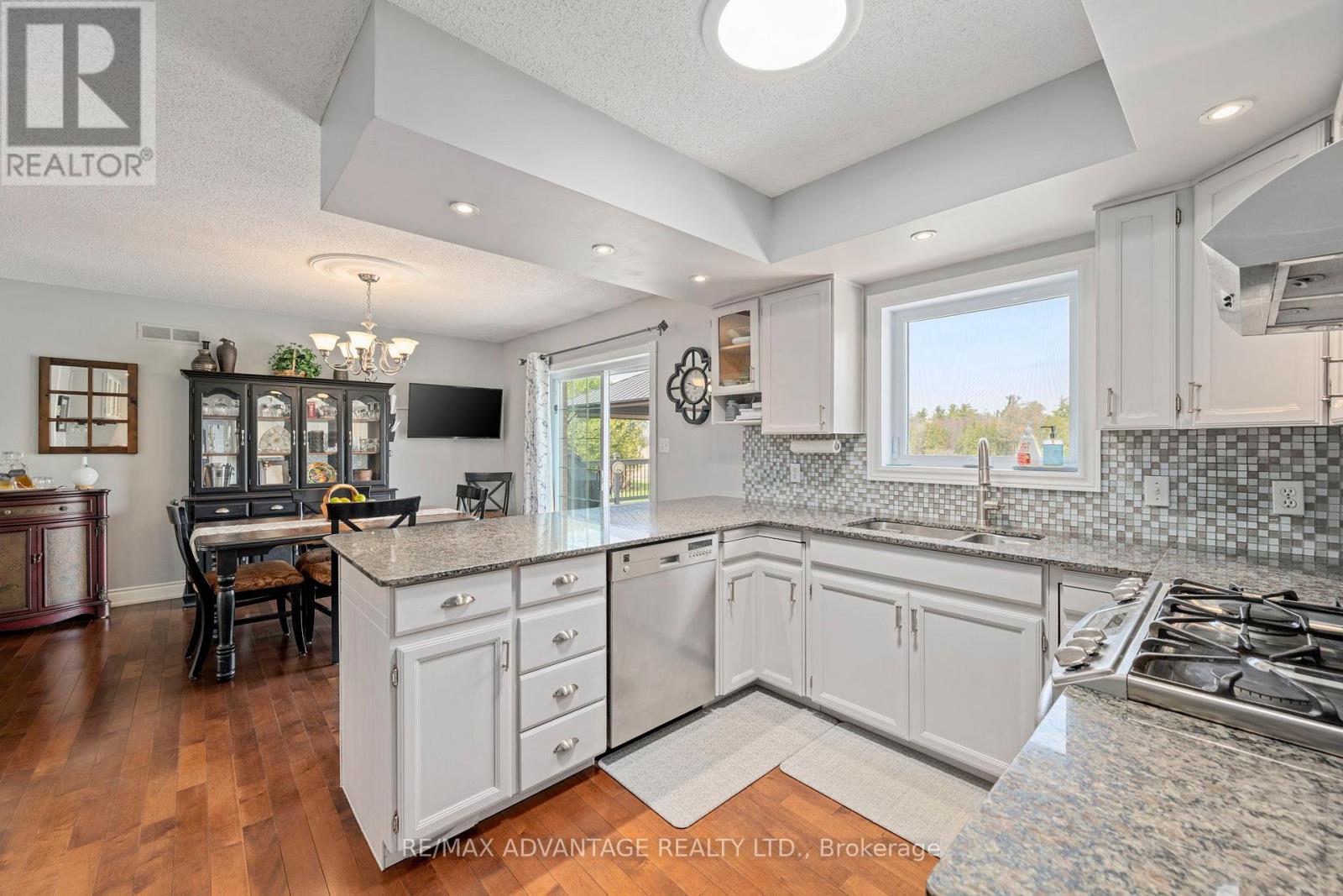 403353 Robinson Road, South-West Oxford, Ontario N5C 3J7 - Photo 30 - X12515084