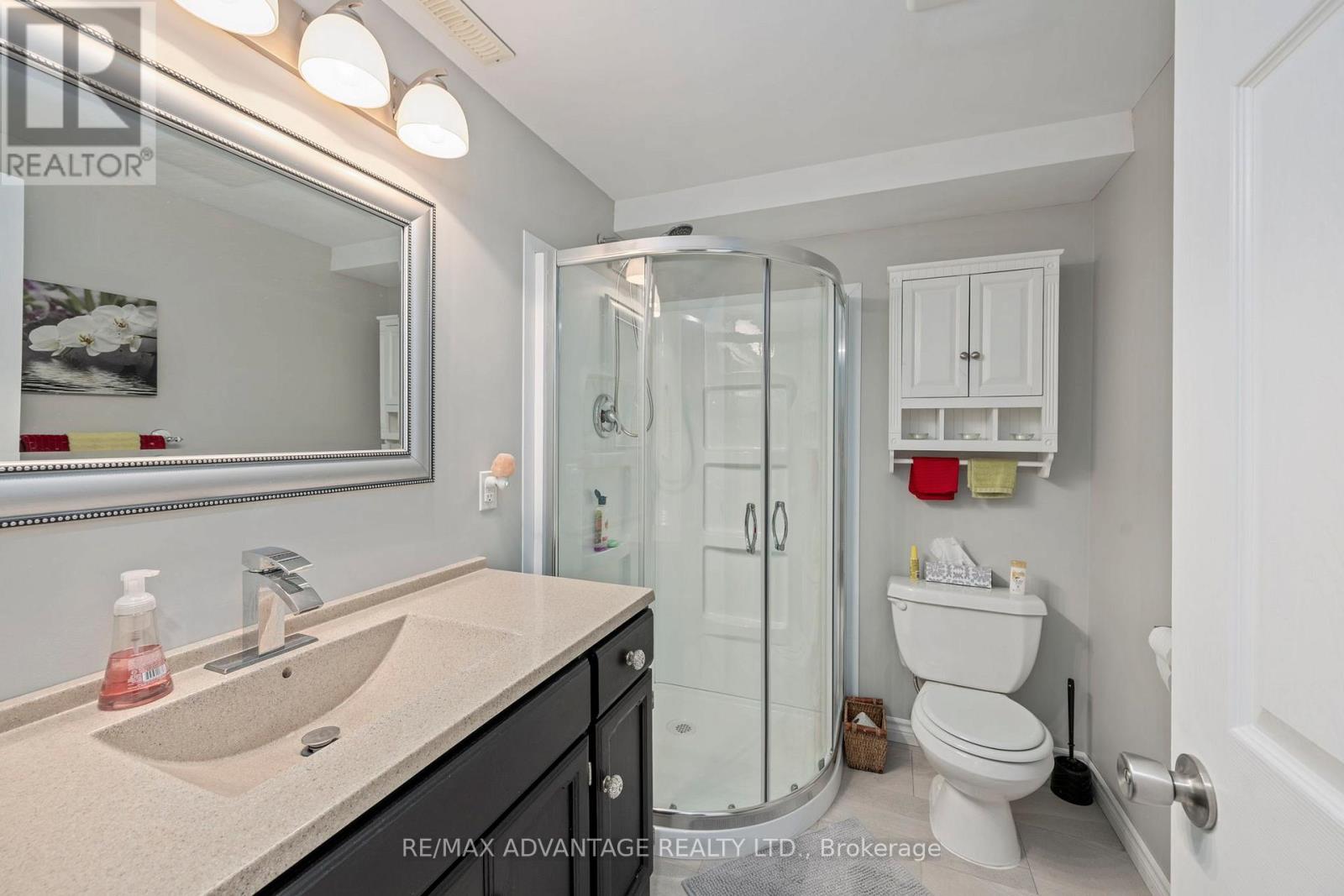 403353 Robinson Road, South-West Oxford, Ontario N5C 3J7 - Photo 36 - X12515084