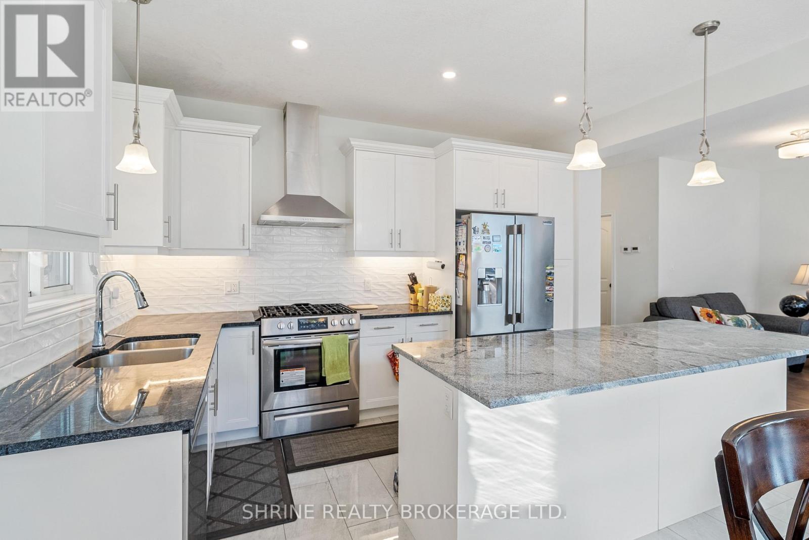 3719 Somerston Crescent, London South, Ontario  N6L 0G4 - Photo 28 - X12515104