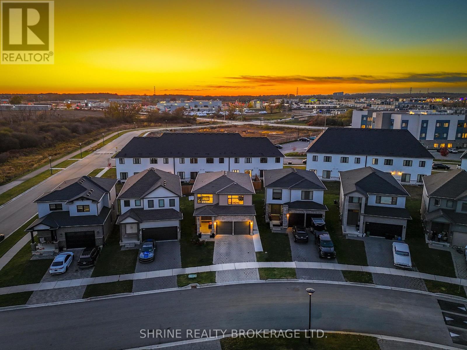 3719 Somerston Crescent, London South, Ontario  N6L 0G4 - Photo 4 - X12515104