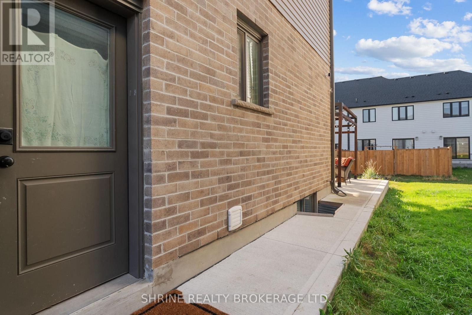 3719 Somerston Crescent, London South, Ontario  N6L 0G4 - Photo 43 - X12515104