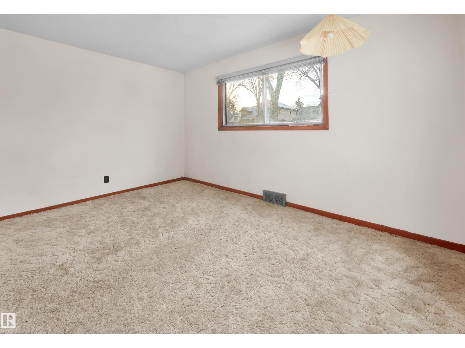 11626 77 Av Nw, Edmonton, Alberta  T6G 0M3 - Photo 11 - E4464852