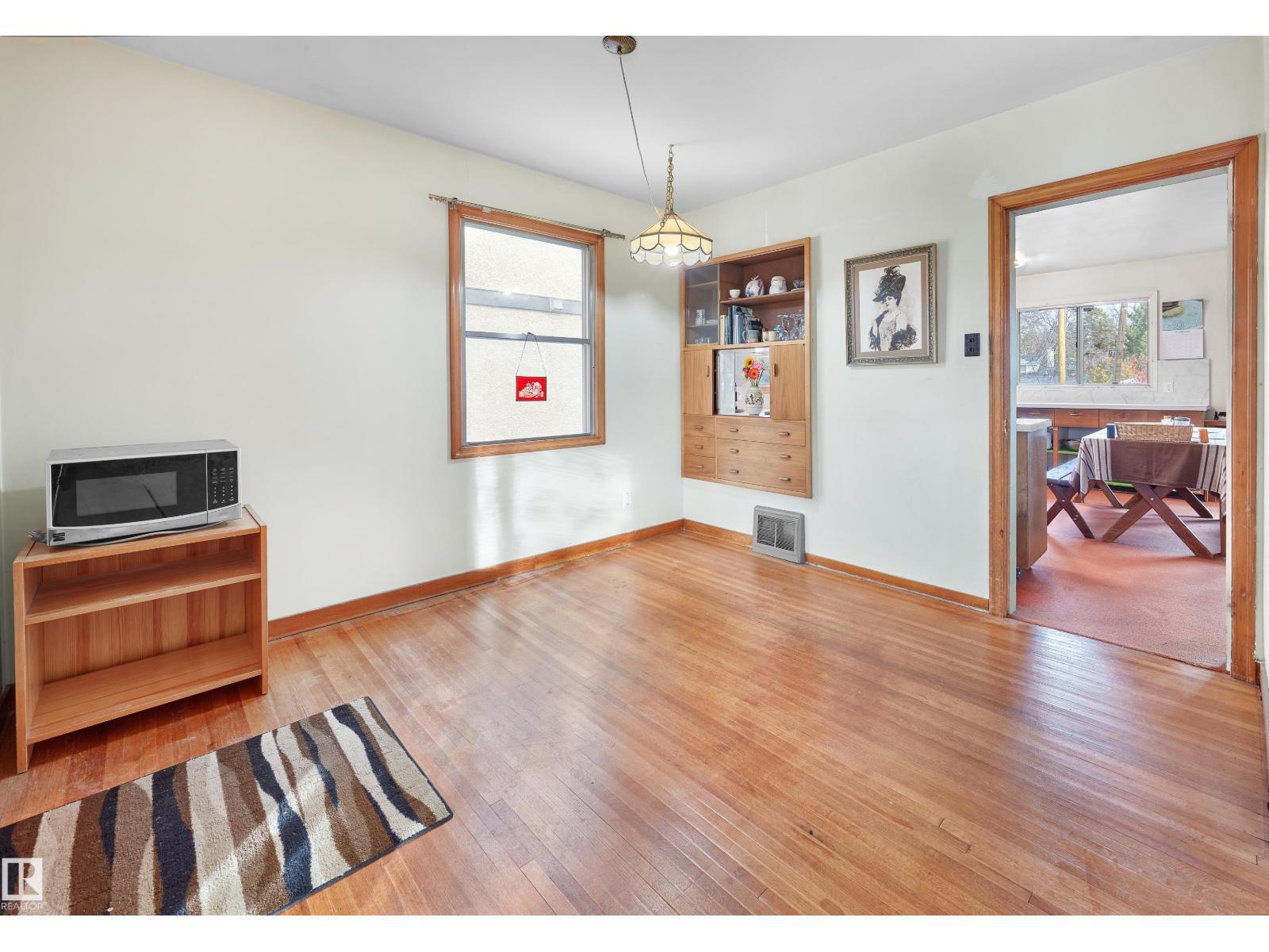 11626 77 Av Nw, Edmonton, Alberta  T6G 0M3 - Photo 6 - E4464852