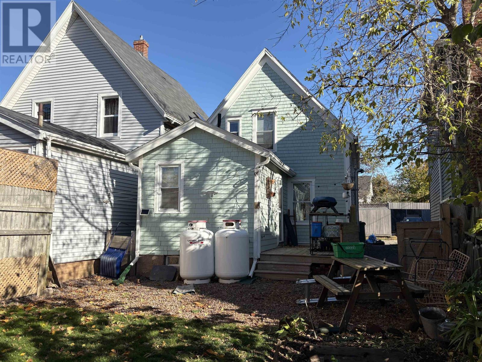 35 Spring Park Road, Charlottetown, Prince Edward Island C1A 3X7 - Photo 4 - 202527338