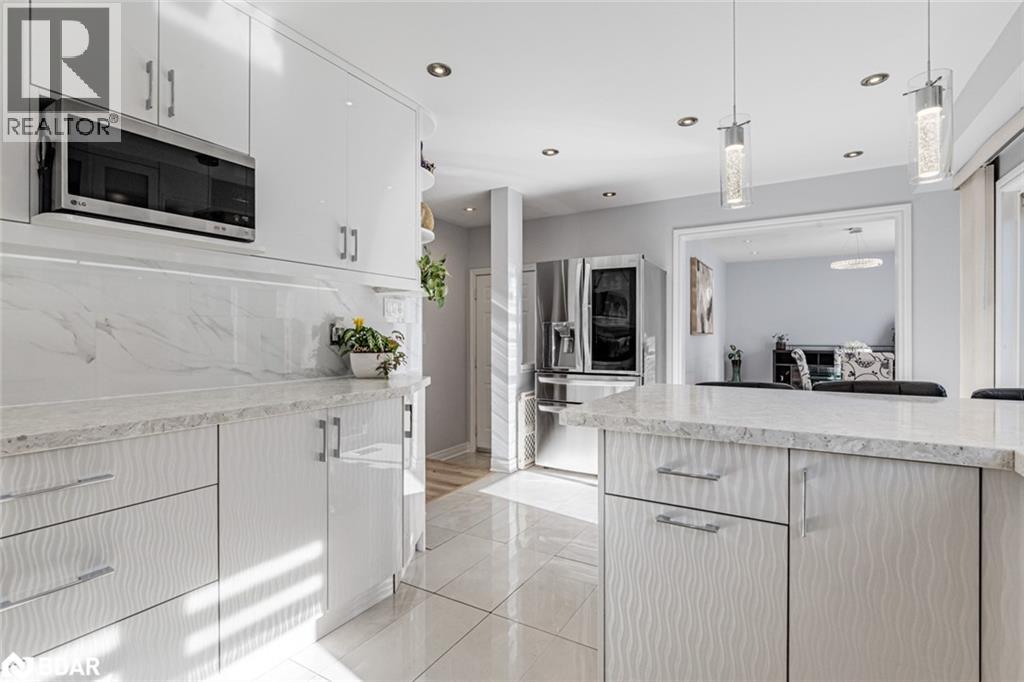 129 Flagstone Way, Newmarket, Ontario L3X 2Z8 - Photo 13 - 40785336