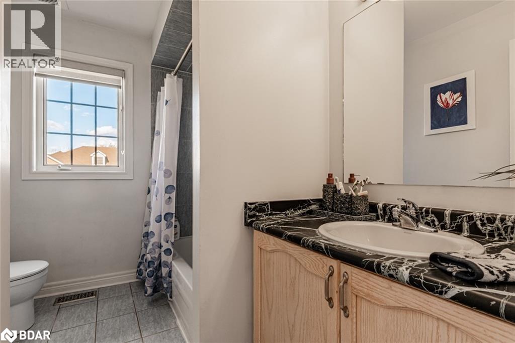 129 Flagstone Way, Newmarket, Ontario L3X 2Z8 - Photo 18 - 40785336