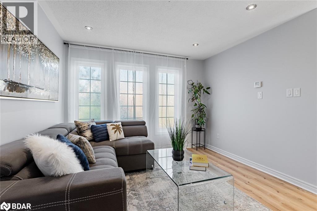 129 Flagstone Way, Newmarket, Ontario L3X 2Z8 - Photo 5 - 40785336