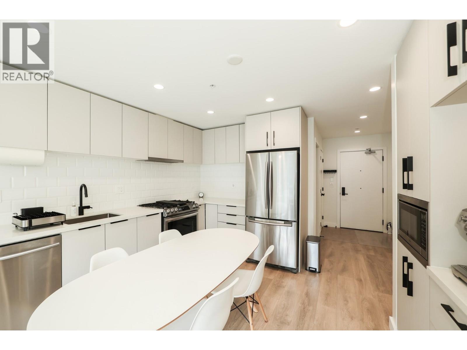 407 3038 St George Street, Port Moody, British Columbia  V3H 0L3 - Photo 5 - R3065278